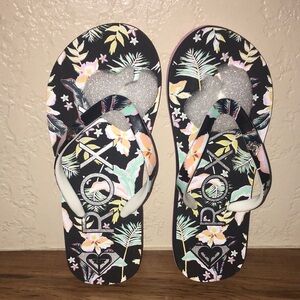 Roxy Pebbles VII Flip Flop Youth Size 13